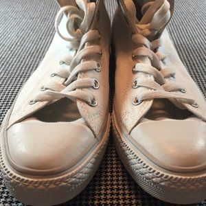 *RARE* Converse Chuck Taylor High Tops Sz 9